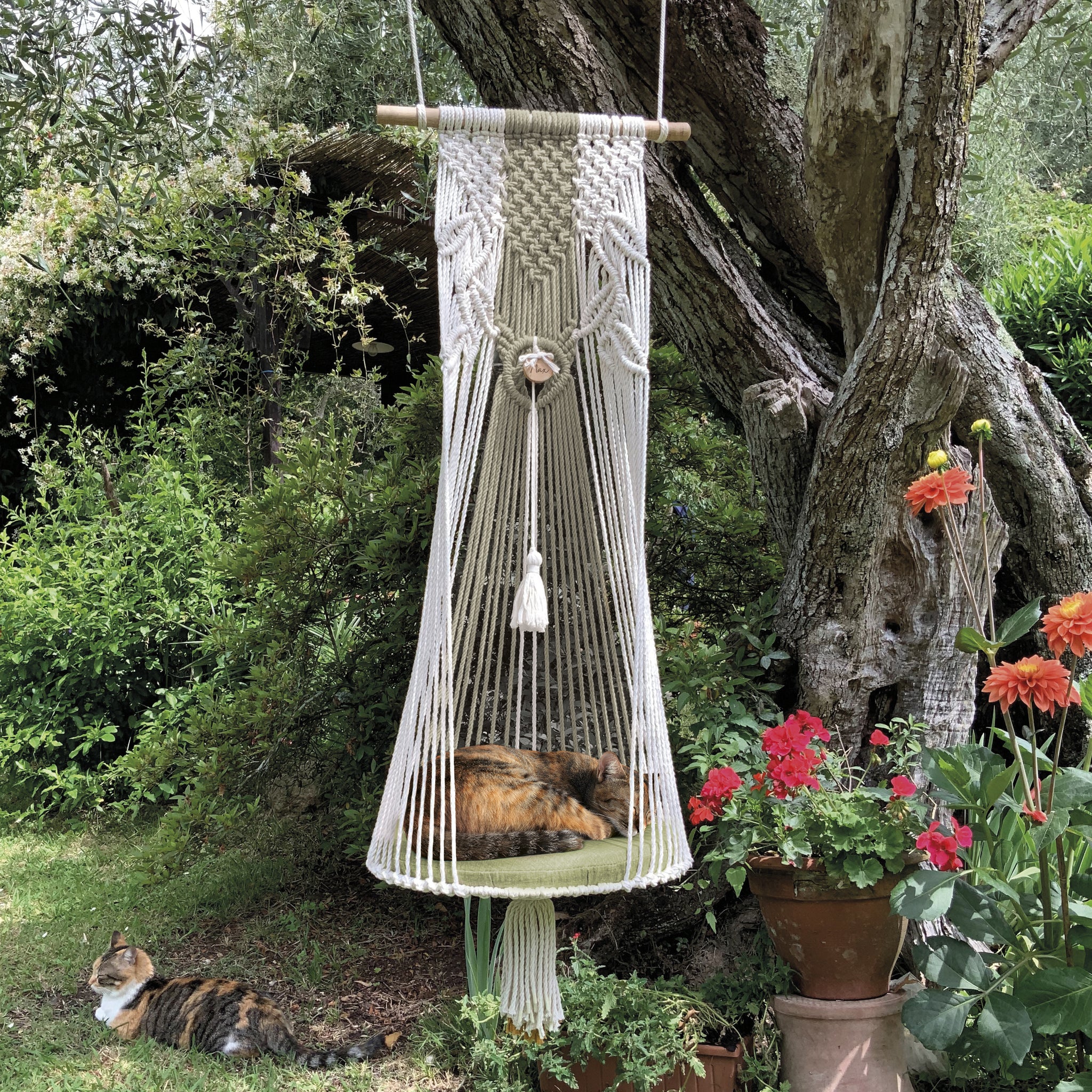 Macrame Cat Hammock VALIRU handcrafted creations